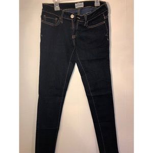 Dark wash Aeropostale legging Jean